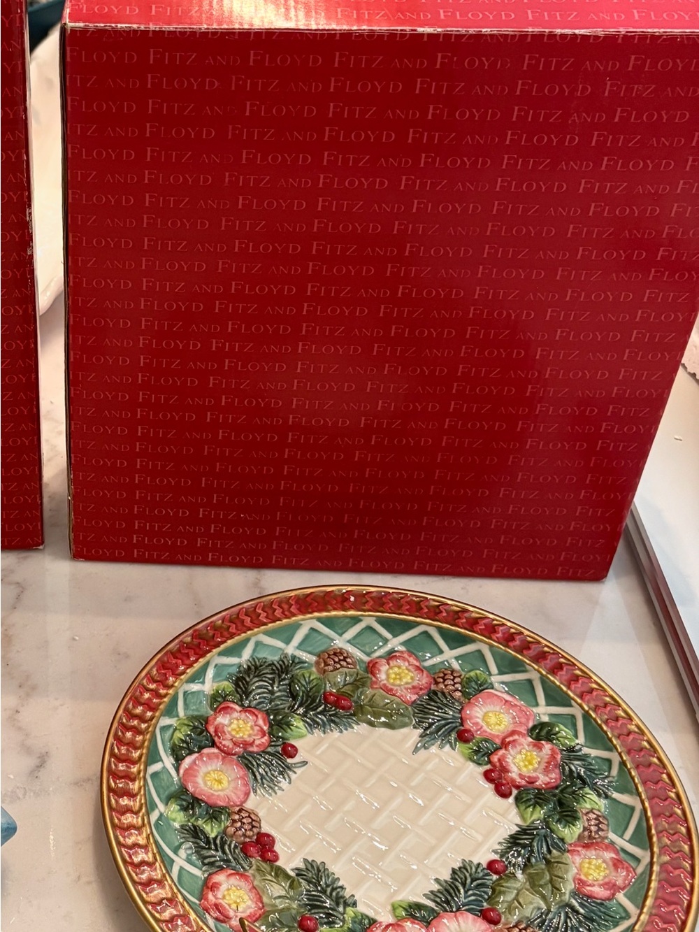 Fitz and Floyd Holiday Floral Wreath Ceramic Plate in Red, Green & Cream